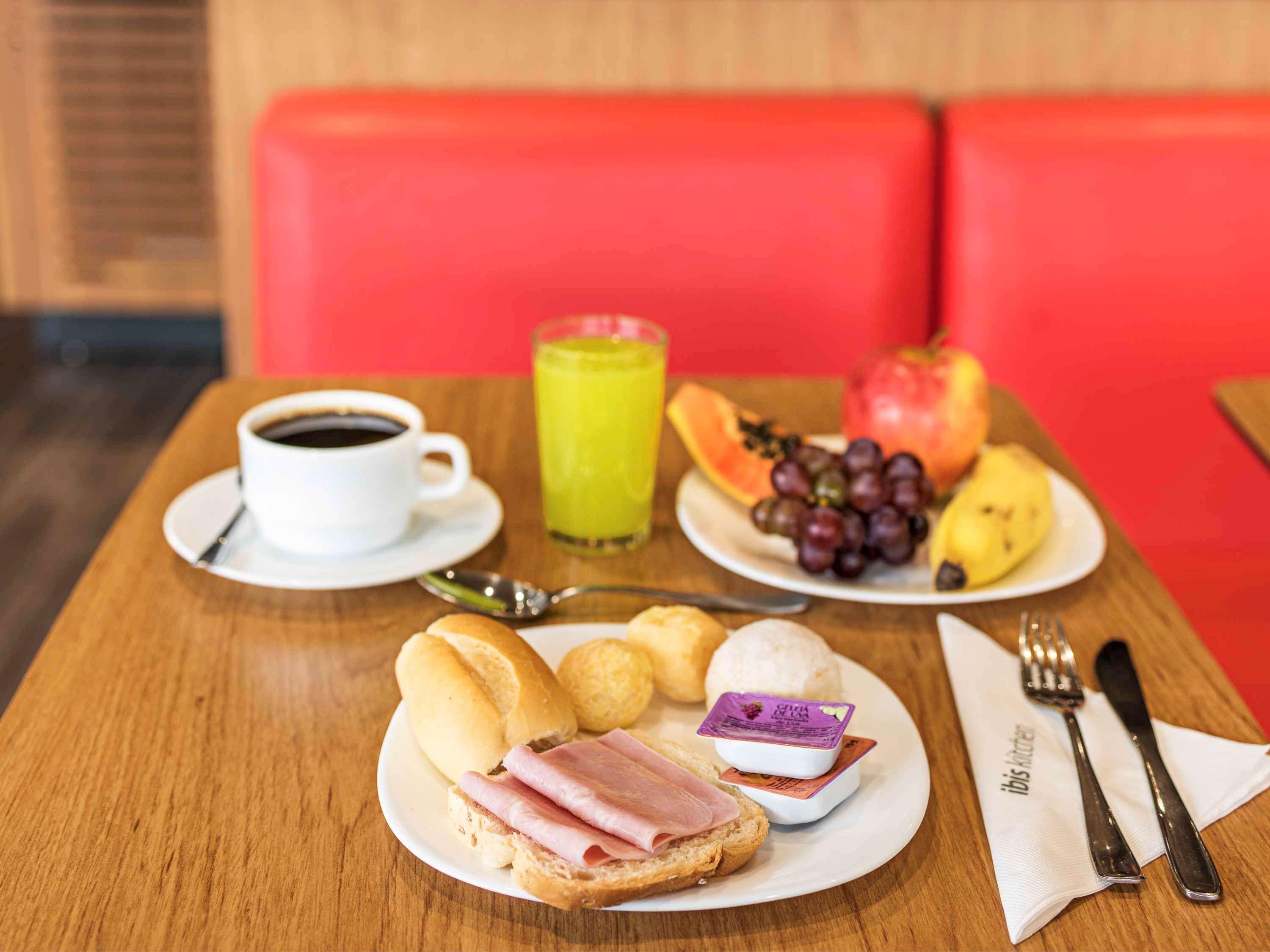 Готель Ibis Curitiba Aeroporto Сан-Жозе-дус-Піняйс Екстер'єр фото