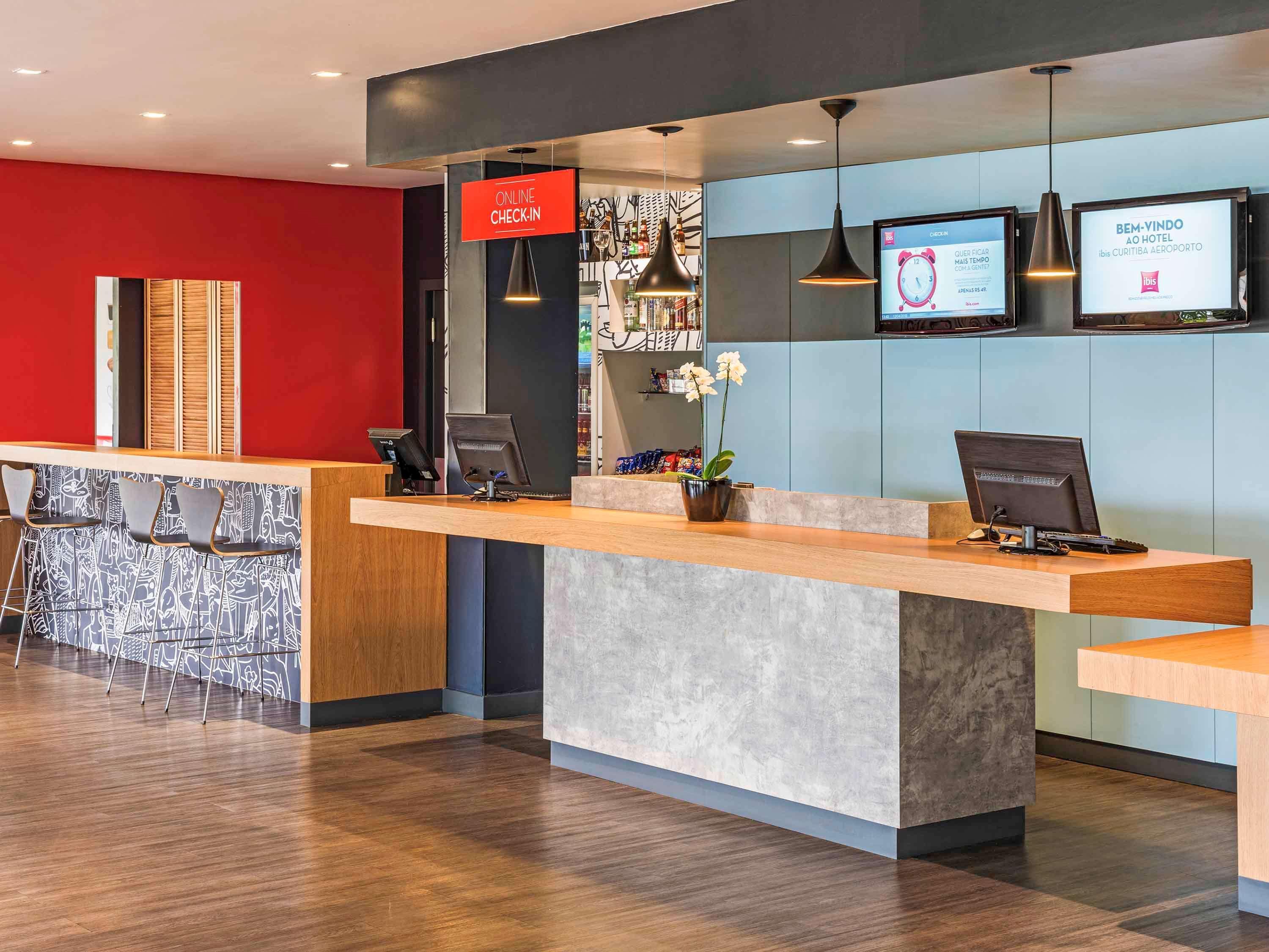 Готель Ibis Curitiba Aeroporto Сан-Жозе-дус-Піняйс Екстер'єр фото