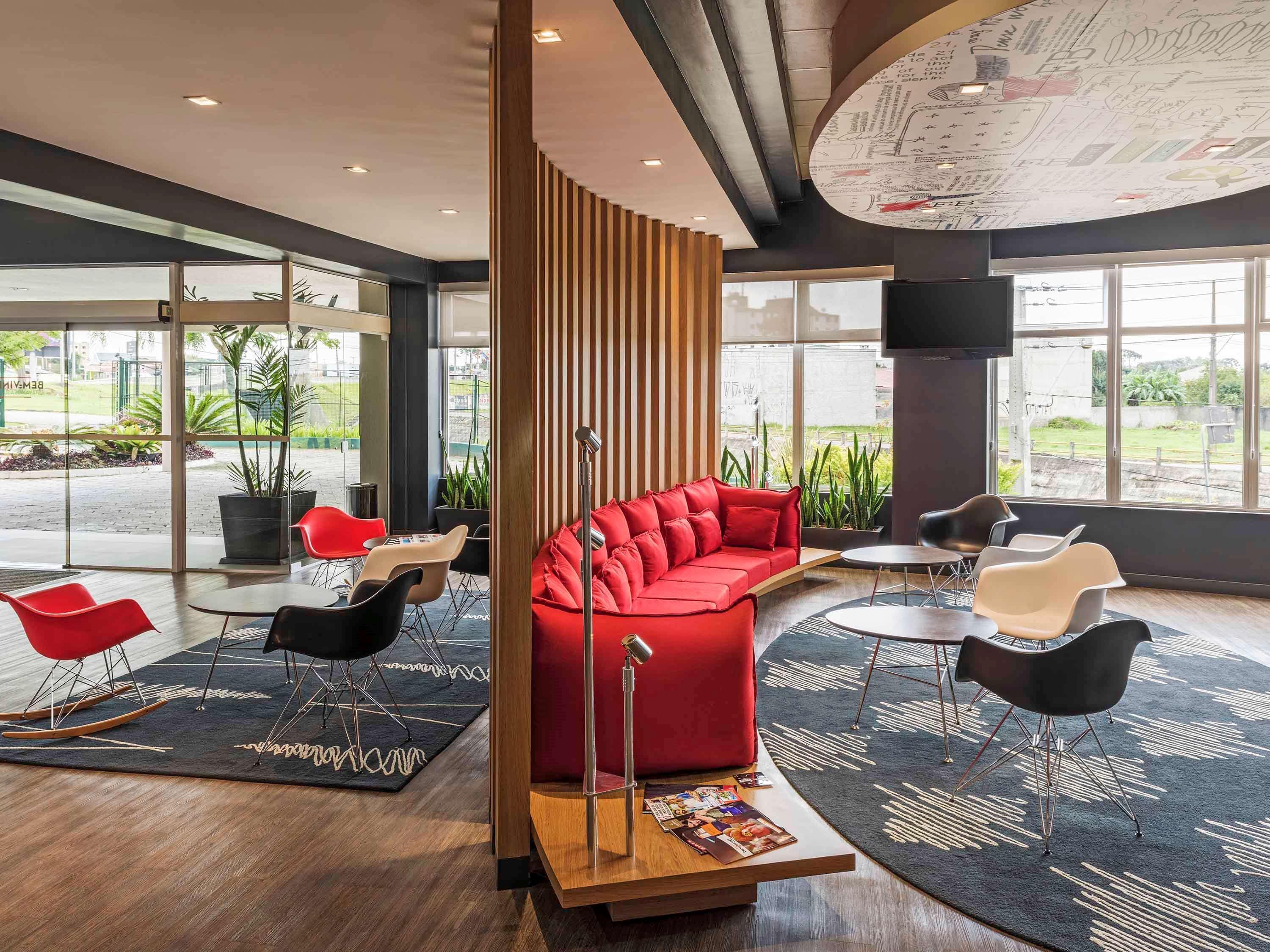 Готель Ibis Curitiba Aeroporto Сан-Жозе-дус-Піняйс Екстер'єр фото