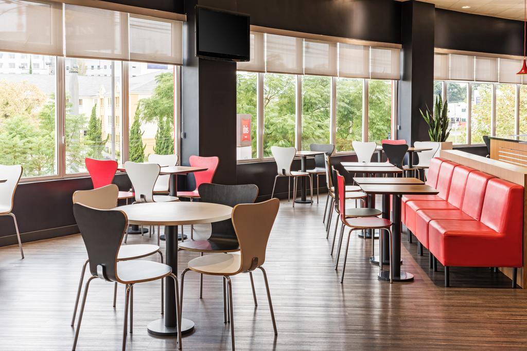 Готель Ibis Curitiba Aeroporto Сан-Жозе-дус-Піняйс Екстер'єр фото